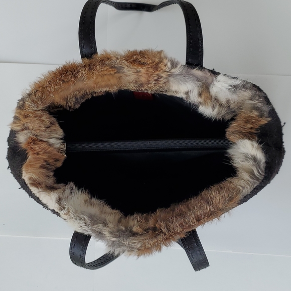 Cole Haan Grey Wool Black Leather and Rabbit Fur Trim Shoulder Bag Purse - Picture 6 of 9